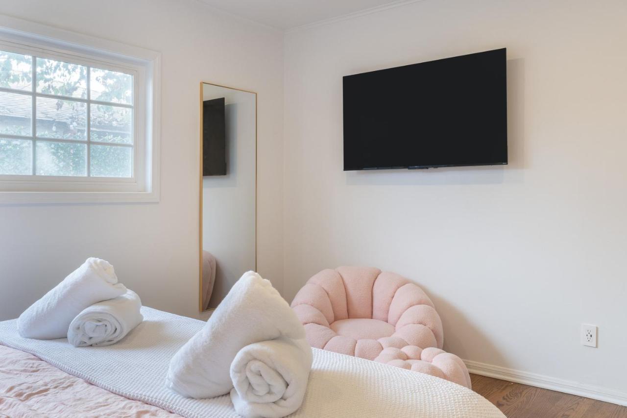 Angel&Rose Universal Hollywood Heated Pool House King Bed ลอสแอนเจลิส ภายนอก รูปภาพ