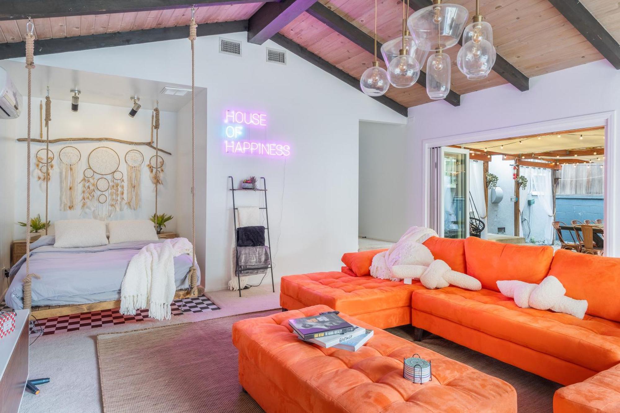 Angel&Rose Universal Hollywood Heated Pool House King Bed ลอสแอนเจลิส ภายนอก รูปภาพ